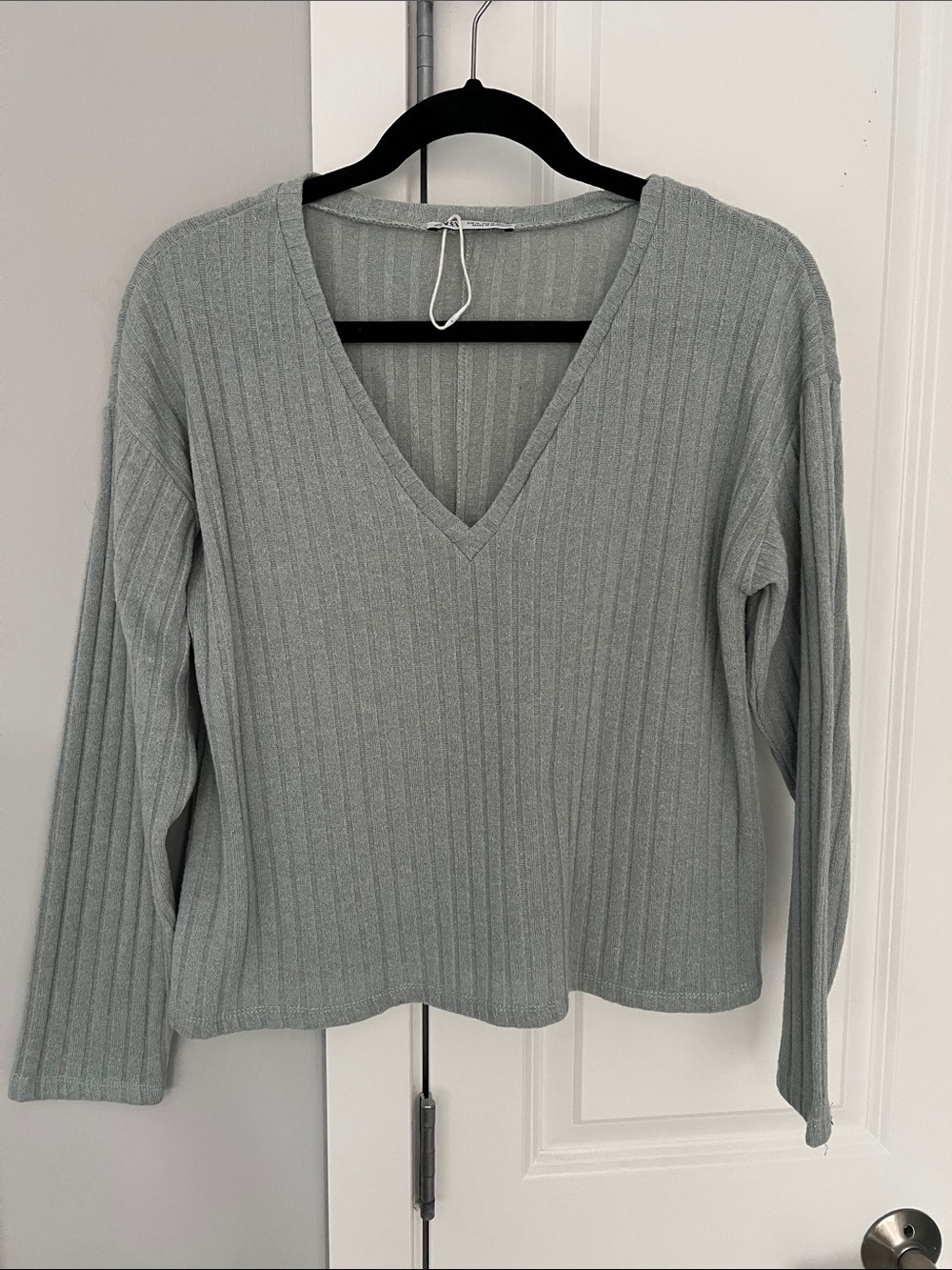 Zara Ribbed V-Neck Sweater